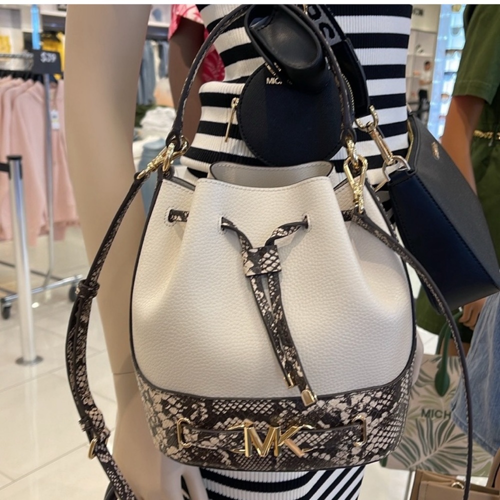 Michael Kors Reed Medium Pebbled Bucket Crossbody Satchel